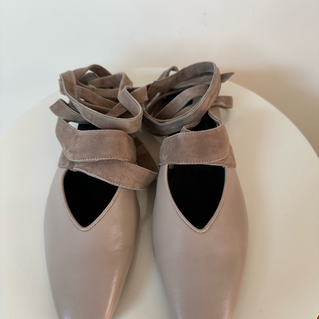 Jw Anderson Light Beige Flats With Ankle Straps And Pointed Toe